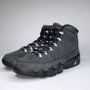COPY - Jordan 9 ‘Anthracite’ size 11.5